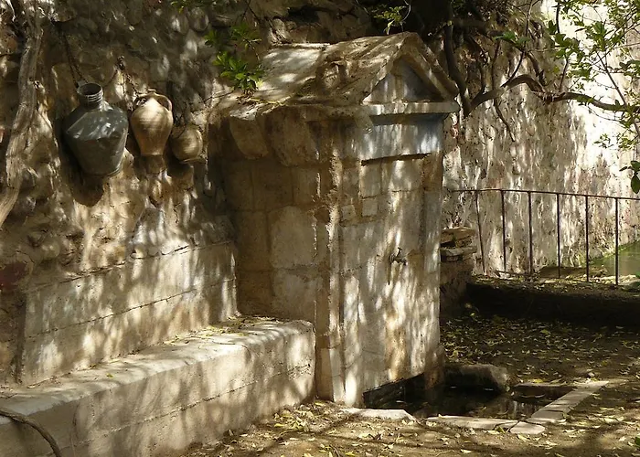 Vivienda Principal Torre De Campos * Ainzon